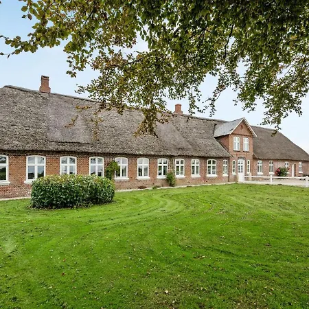 Tilla - 600m From The Sea In Western Jutland By Interhome Ferienhaus Bredebro