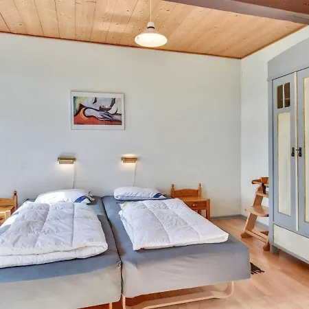 Tilla - 600m From The Sea In Western Jutland By Interhome Ferienhaus Bredebro