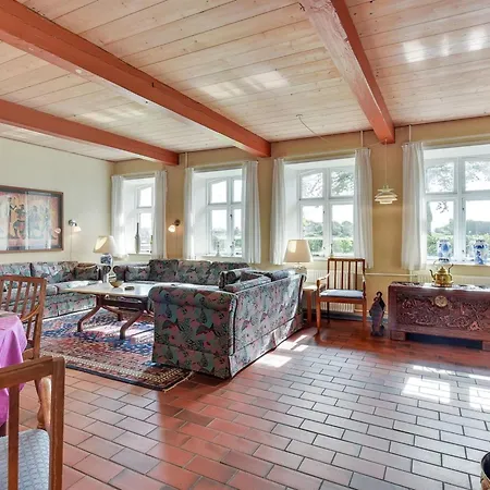 Tilla - 600m From The Sea In Western Jutland By Interhome Bredebro