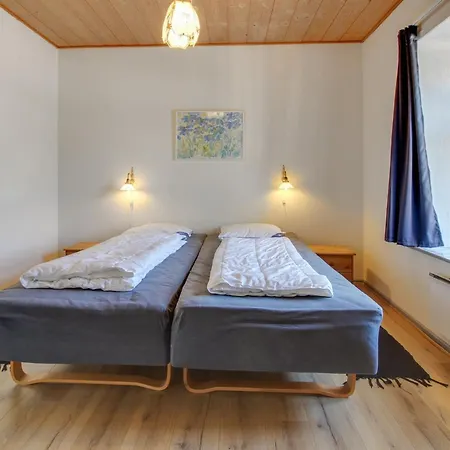 Tilla - 600m From The Sea By Interhome Feriehus