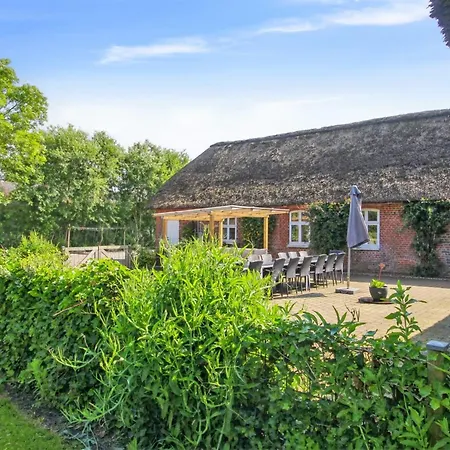 Dom wakacyjny Tilla - 600m From The Sea By Interhome *