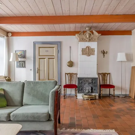 Dom wakacyjny Tilla - 600m From The Sea By Interhome